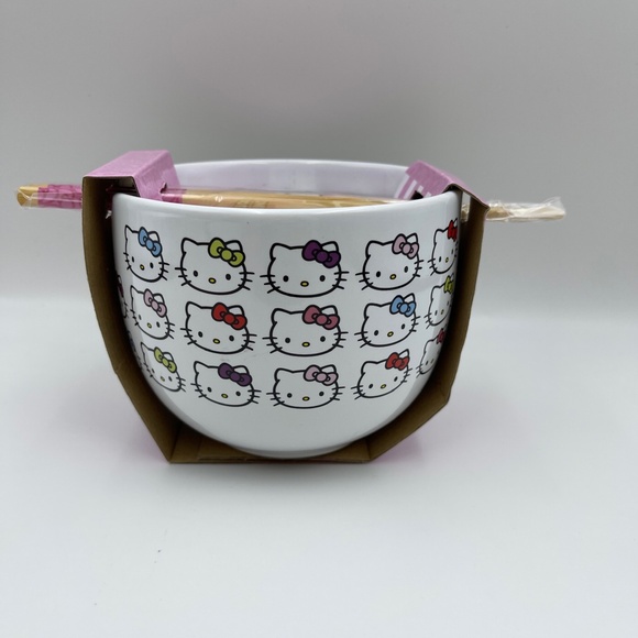 NEW Hello Kitty Ceramic Ramen Noodle Bowl w/ Chopsticks white Sanrio - Picture 2 of 7